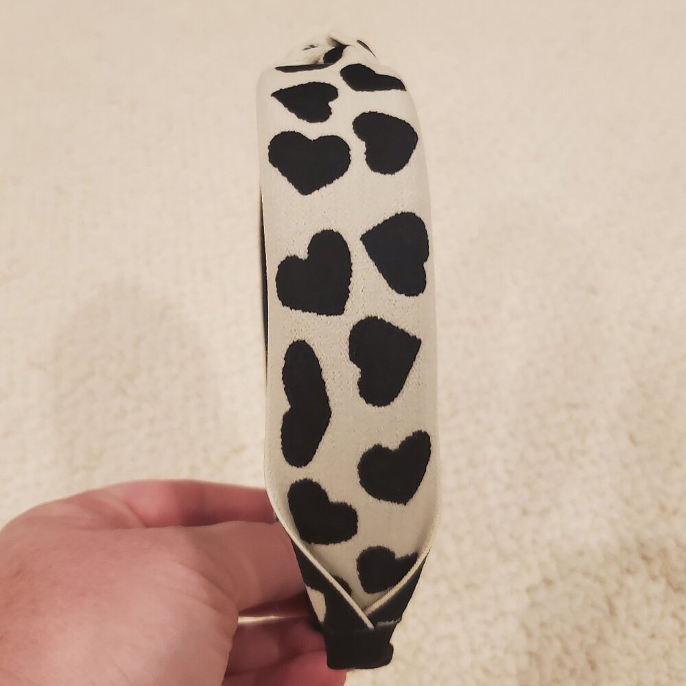 Heart Print Knot Headband - Picture 2 of 4